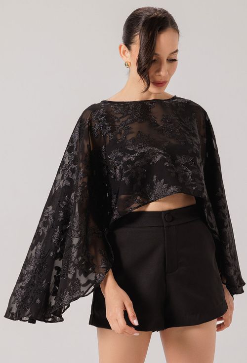 Cropped Manuela